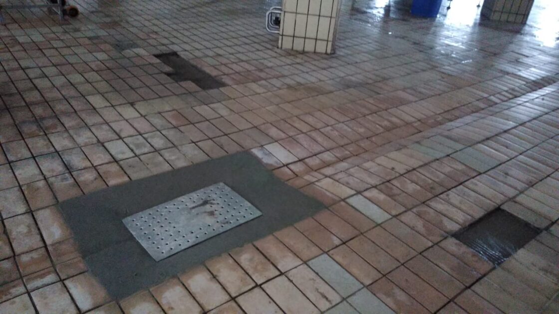 Execução de piso e revestimento com o uso do GAIL